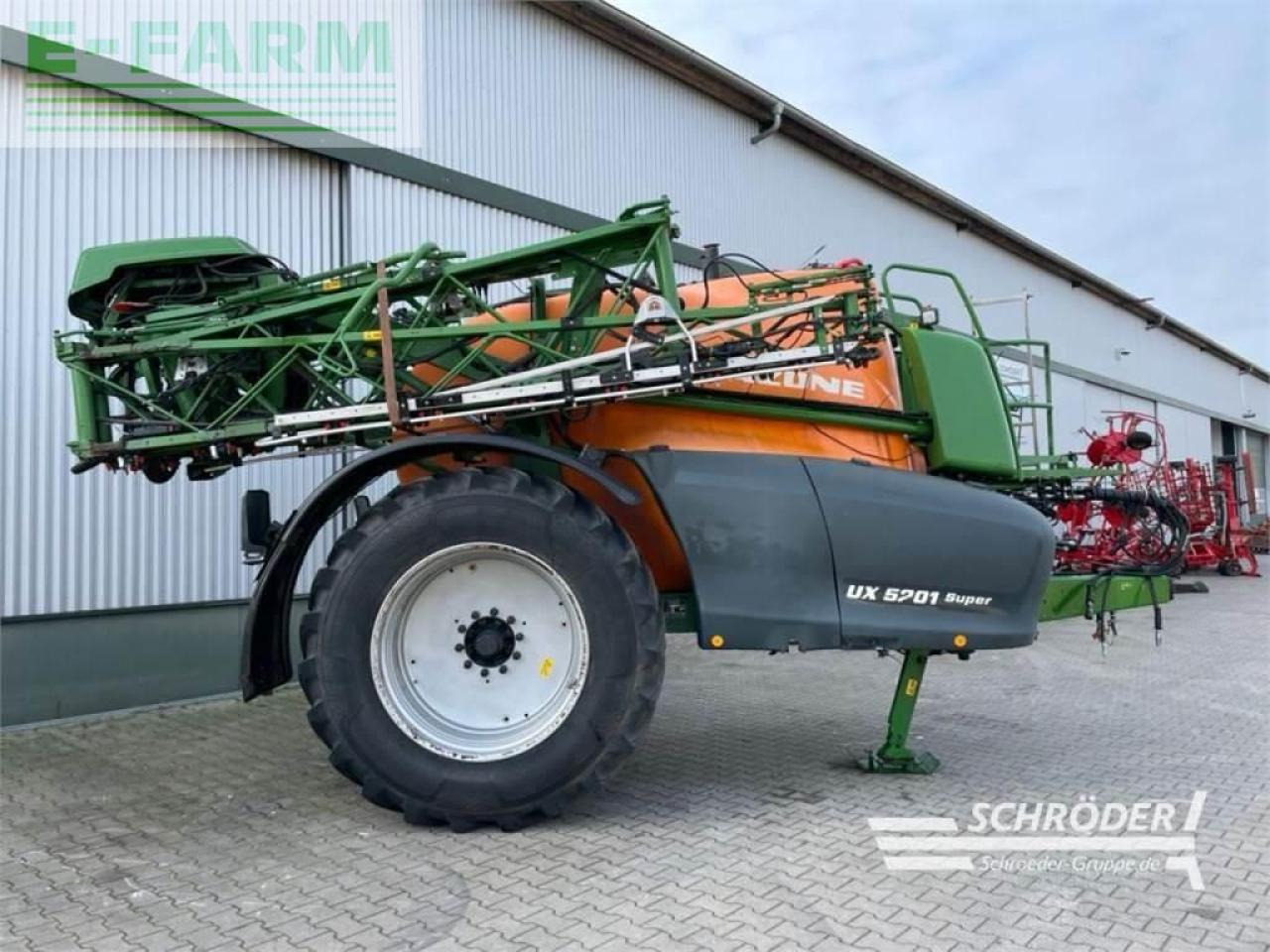 Amazone ux 5201 super - Prikabinamas purkštuvas: foto 2 Amazone ux 5201 super - Prikabinamas purkštuvas: foto 2