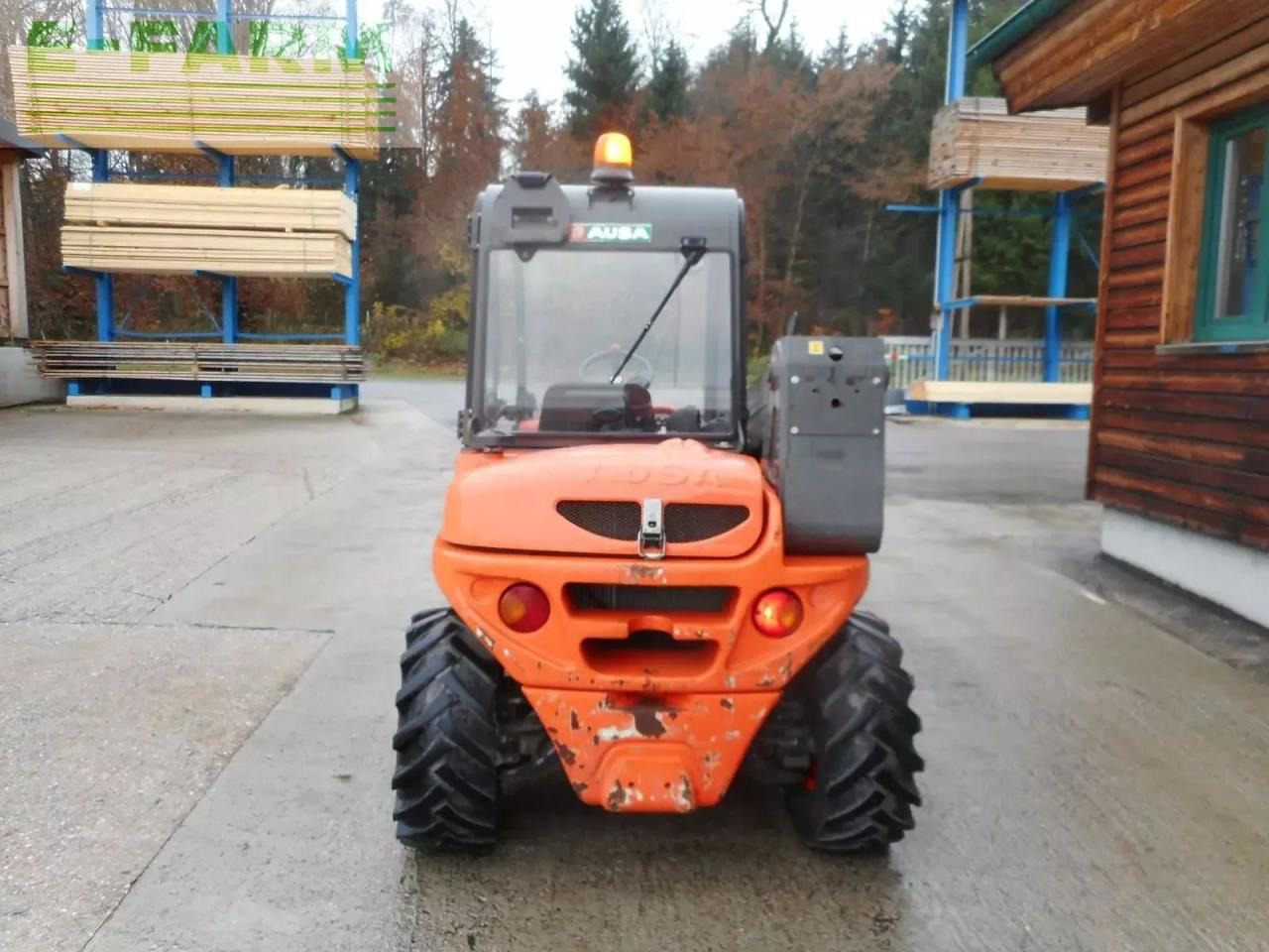 Ausa t 144 h x 4 ( 4m 1,4t ) - Teleskopinis krautuvas: foto 3 Ausa t 144 h x 4 ( 4m 1,4t ) - Teleskopinis krautuvas: foto 3