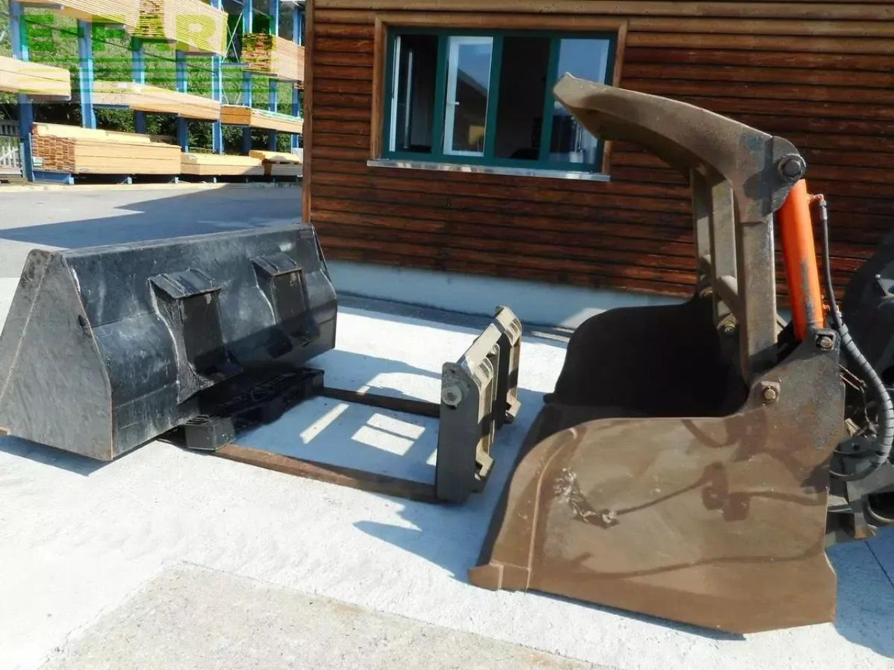 Ausa t307h ( 3t 7m ) nur 2,07 hoch u. 2,02 breit !! - Teleskopinis krautuvas: foto 5 Ausa t307h ( 3t 7m ) nur 2,07 hoch u. 2,02 breit !! - Teleskopinis krautuvas: foto 5