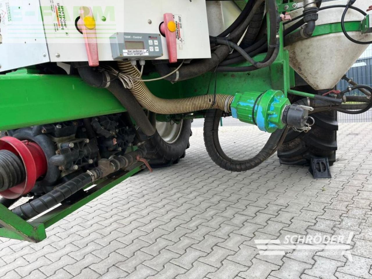 CHD f 5242 - Prikabinamas purkštuvas: foto 2 CHD f 5242 - Prikabinamas purkštuvas: foto 2