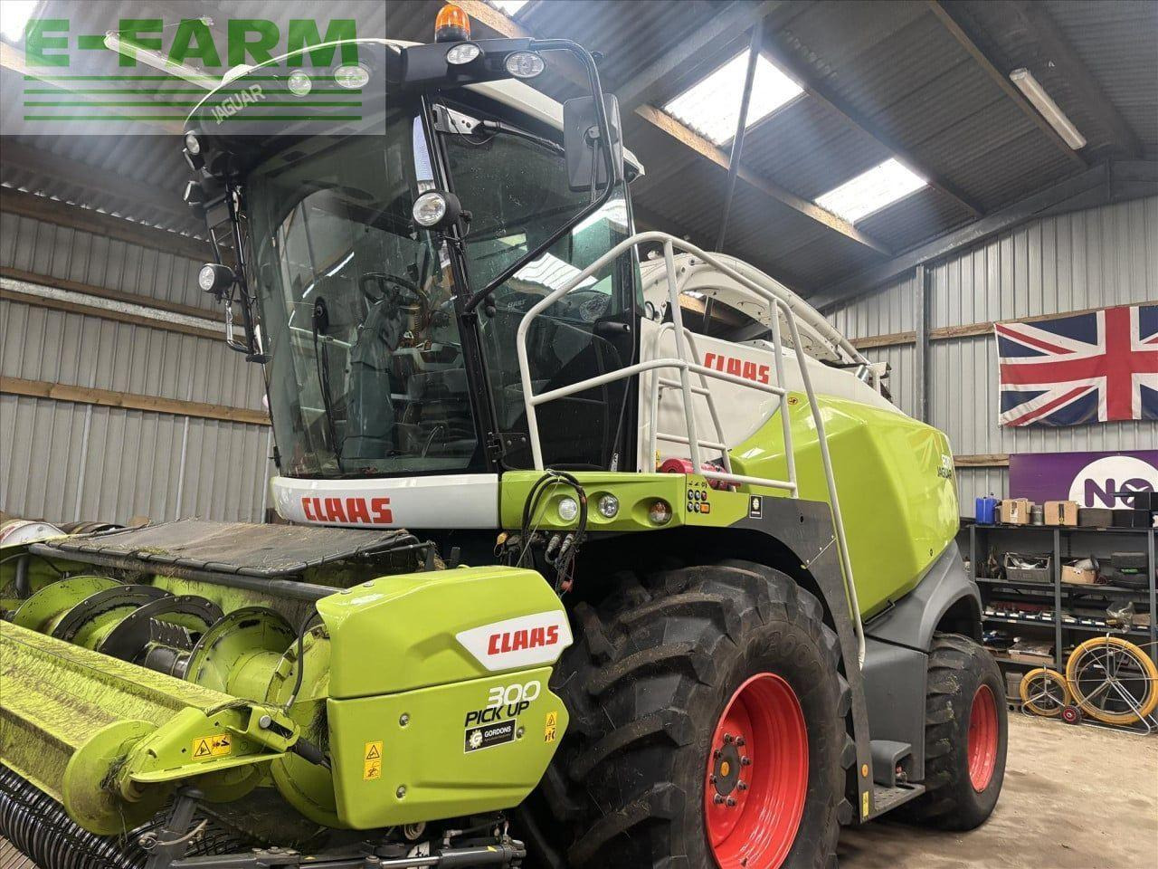 CLAAS JAGUAR 870 4WD - Pašarų kombainas: foto 1 CLAAS JAGUAR 870 4WD - Pašarų kombainas: foto 1