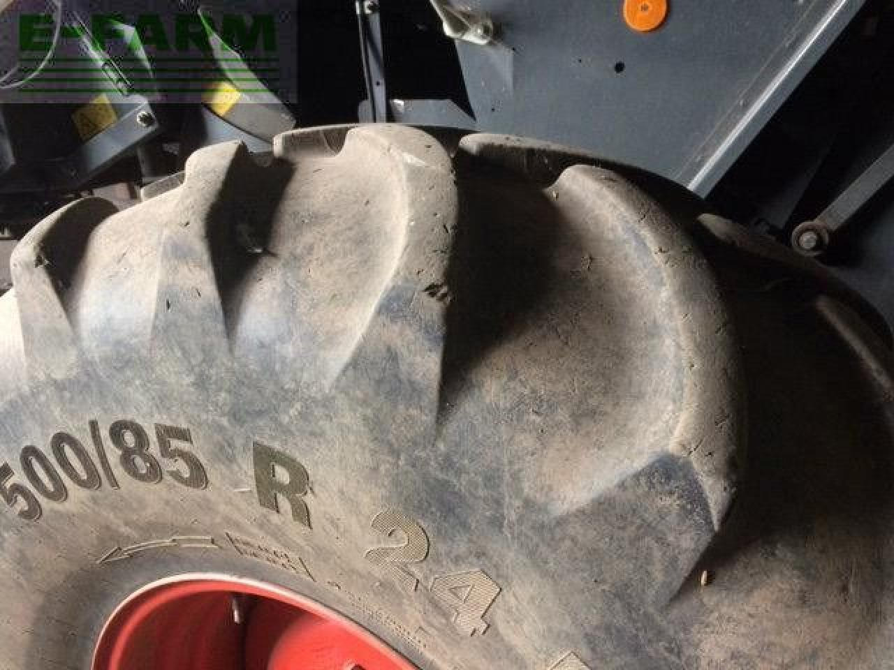 CLAAS LEXION 570 TT - Derliaus nuėmimo kombainas: foto 4 CLAAS LEXION 570 TT - Derliaus nuėmimo kombainas: foto 4