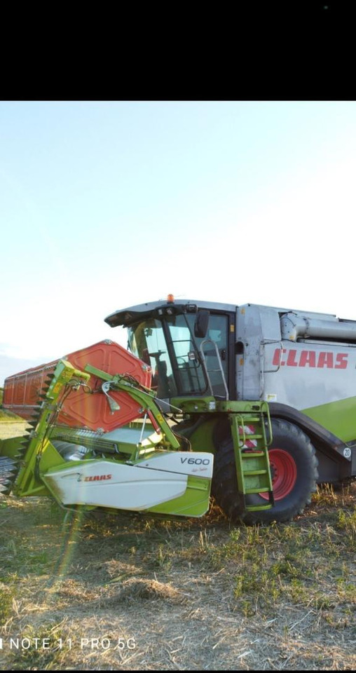 CLAAS Lexion 540 - Derliaus nuėmimo kombainas: foto 2 CLAAS Lexion 540 - Derliaus nuėmimo kombainas: foto 2