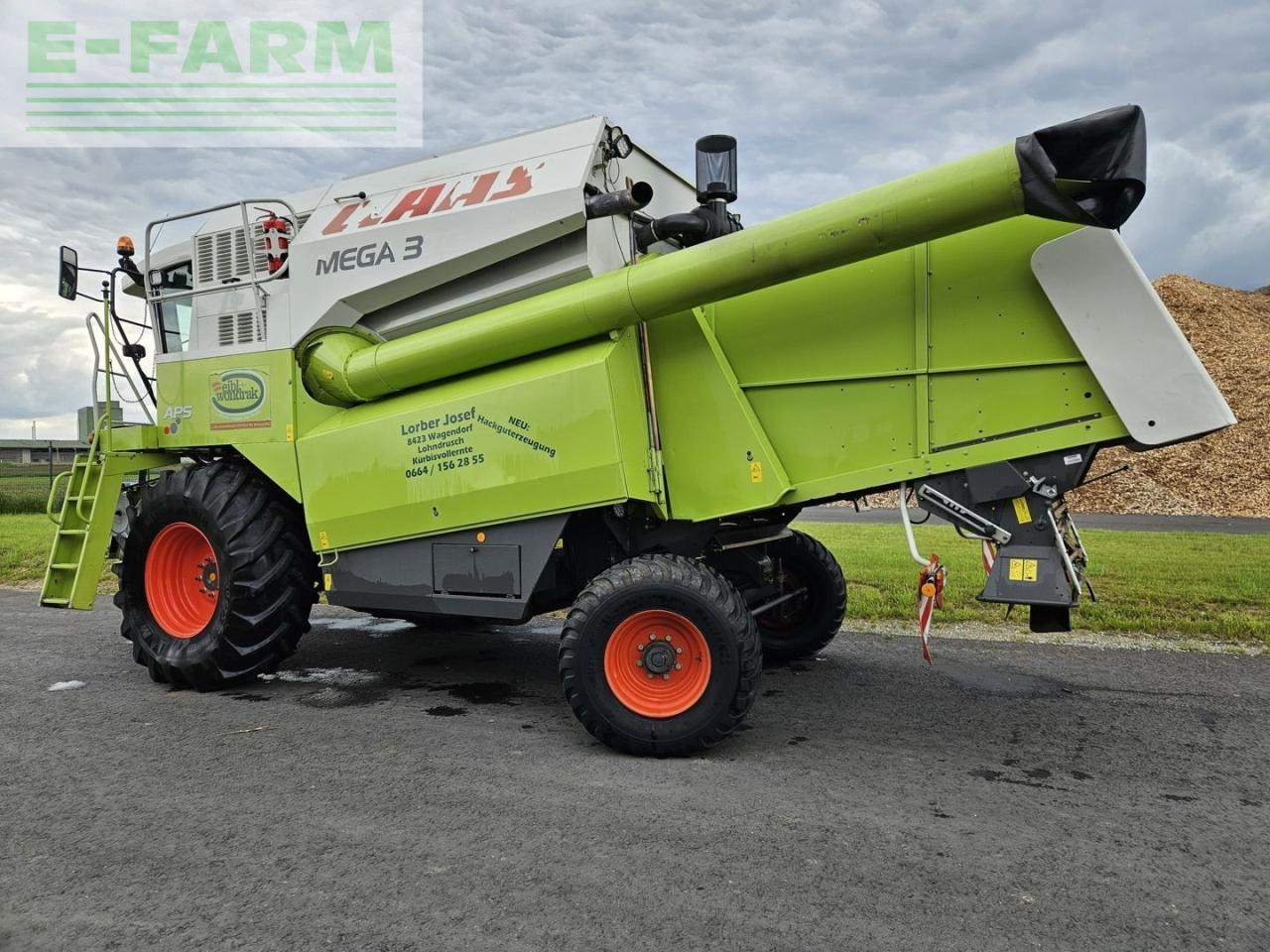 CLAAS Mega 370 - Derliaus nuėmimo kombainas: foto 2 CLAAS Mega 370 - Derliaus nuėmimo kombainas: foto 2