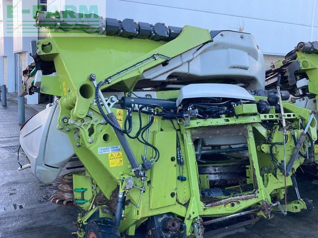 CLAAS ORBIS 900 MAIZE HEAD - Pašarų kombainas: foto 1 CLAAS ORBIS 900 MAIZE HEAD - Pašarų kombainas: foto 1
