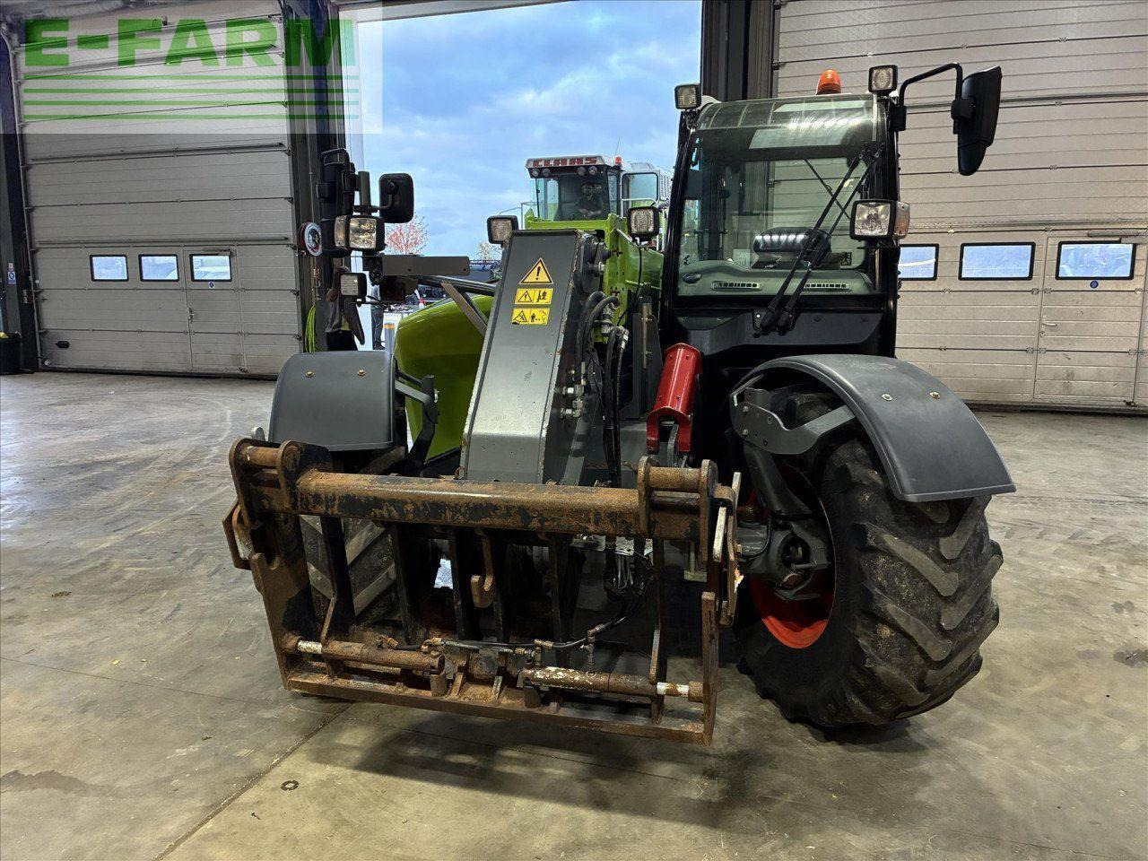 Teleskopinis krautuvas CLAAS SCORPION 635: foto 6