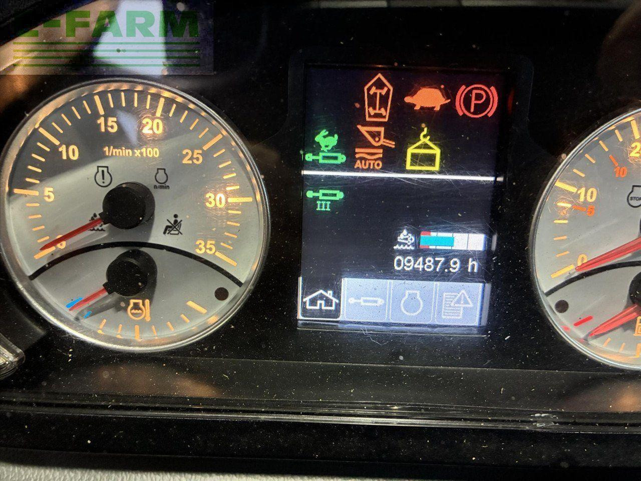 Teleskopinis krautuvas CLAAS SCORPION 635: foto 9