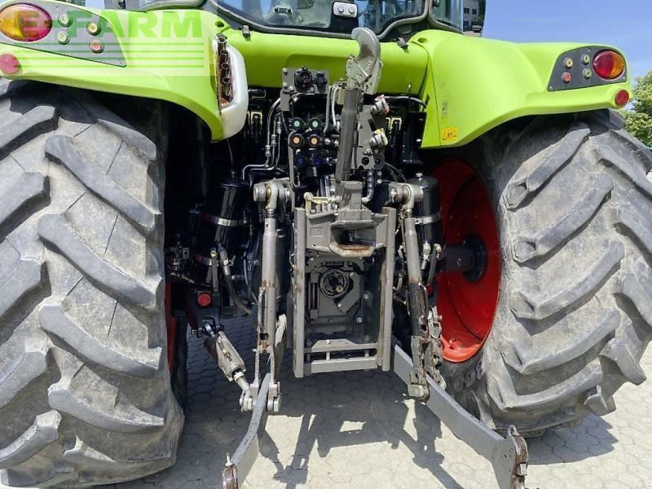 CLAAS arion 440 cis CIS - Traktorius: foto 5 CLAAS arion 440 cis CIS - Traktorius: foto 5