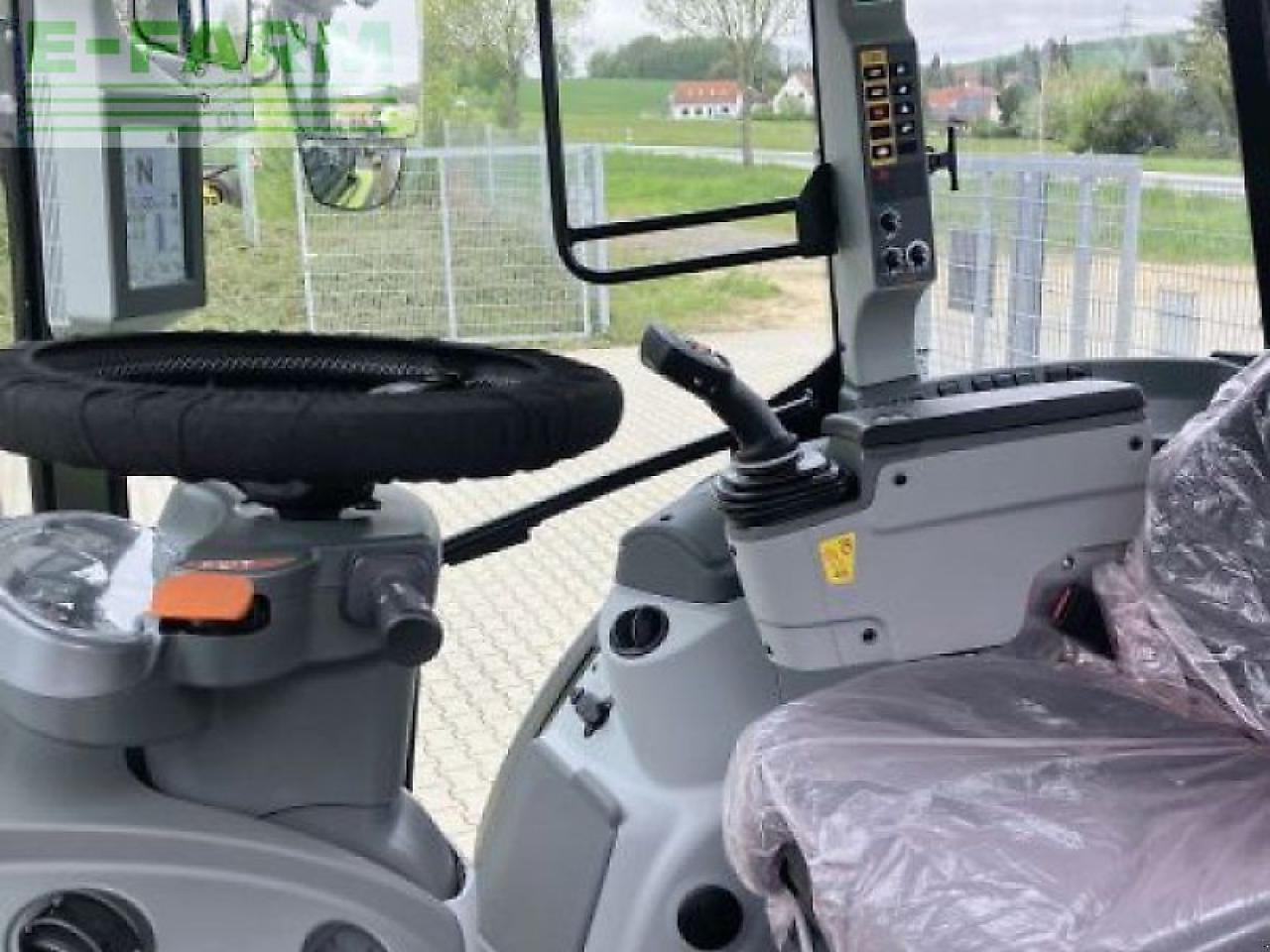 CLAAS arion 450 cis+ CIS+ - Traktorius: foto 5 CLAAS arion 450 cis+ CIS+ - Traktorius: foto 5