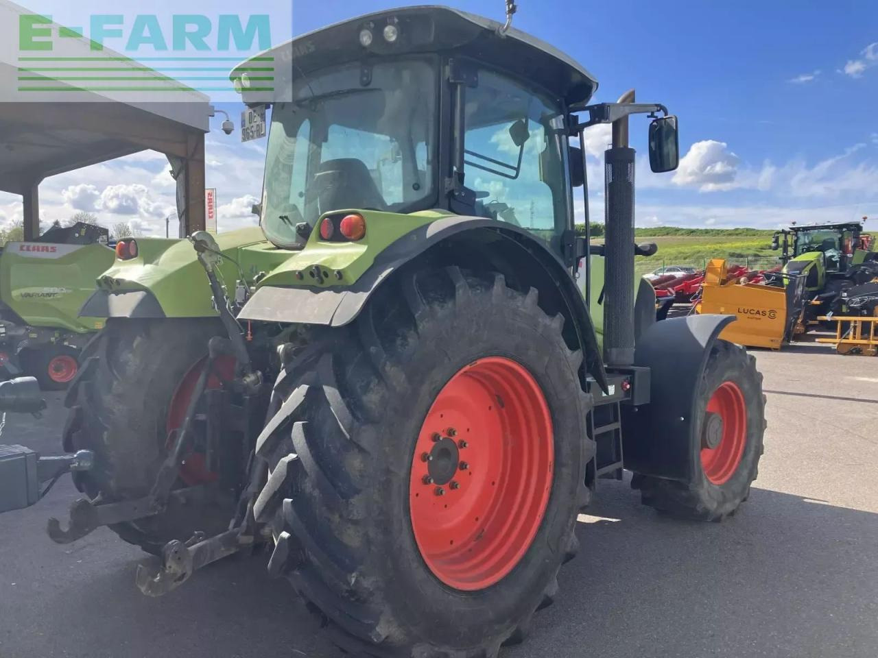 CLAAS arion 640 t4i cis CIS - Traktorius: foto 5 CLAAS arion 640 t4i cis CIS - Traktorius: foto 5