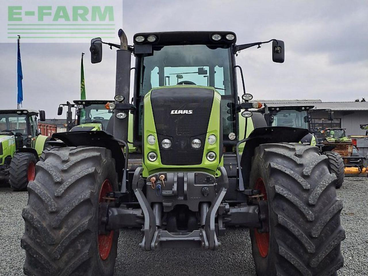 CLAAS axion 820 c-matic CMATIC - Traktorius: foto 4 CLAAS axion 820 c-matic CMATIC - Traktorius: foto 4