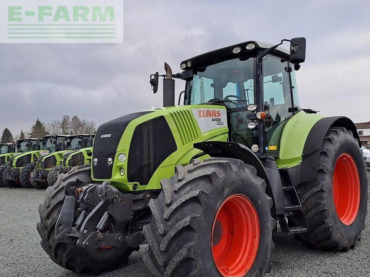 CLAAS axion 820 c-matic CMATIC - Traktorius: foto 3 CLAAS axion 820 c-matic CMATIC - Traktorius: foto 3