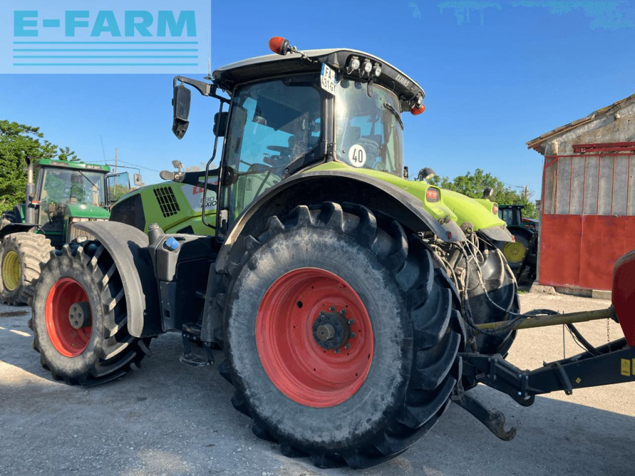 CLAAS axion 830 cmatic CMATIC - Traktorius: foto 2 CLAAS axion 830 cmatic CMATIC - Traktorius: foto 2