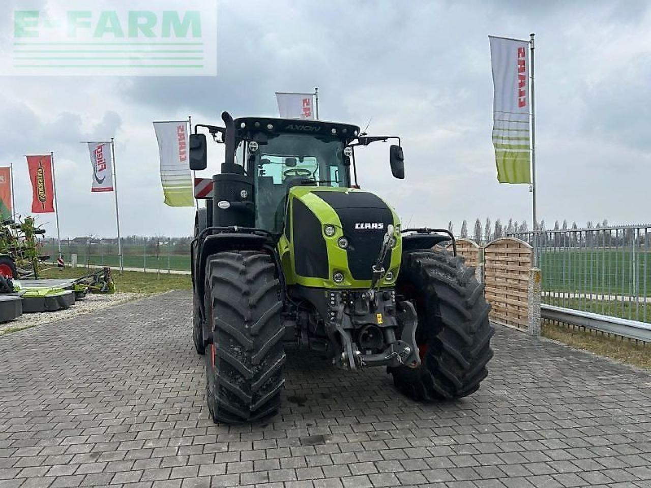 CLAAS axion 930 cmatic cebis CMATIC CEBIS - Traktorius: foto 2 CLAAS axion 930 cmatic cebis CMATIC CEBIS - Traktorius: foto 2