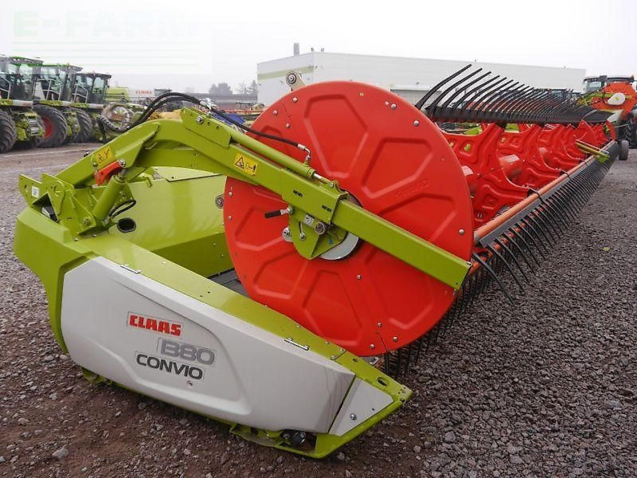 CLAAS convio 1380 + tw - Įranga už pašarų kombainai: foto 1 CLAAS convio 1380 + tw - Įranga už pašarų kombainai: foto 1