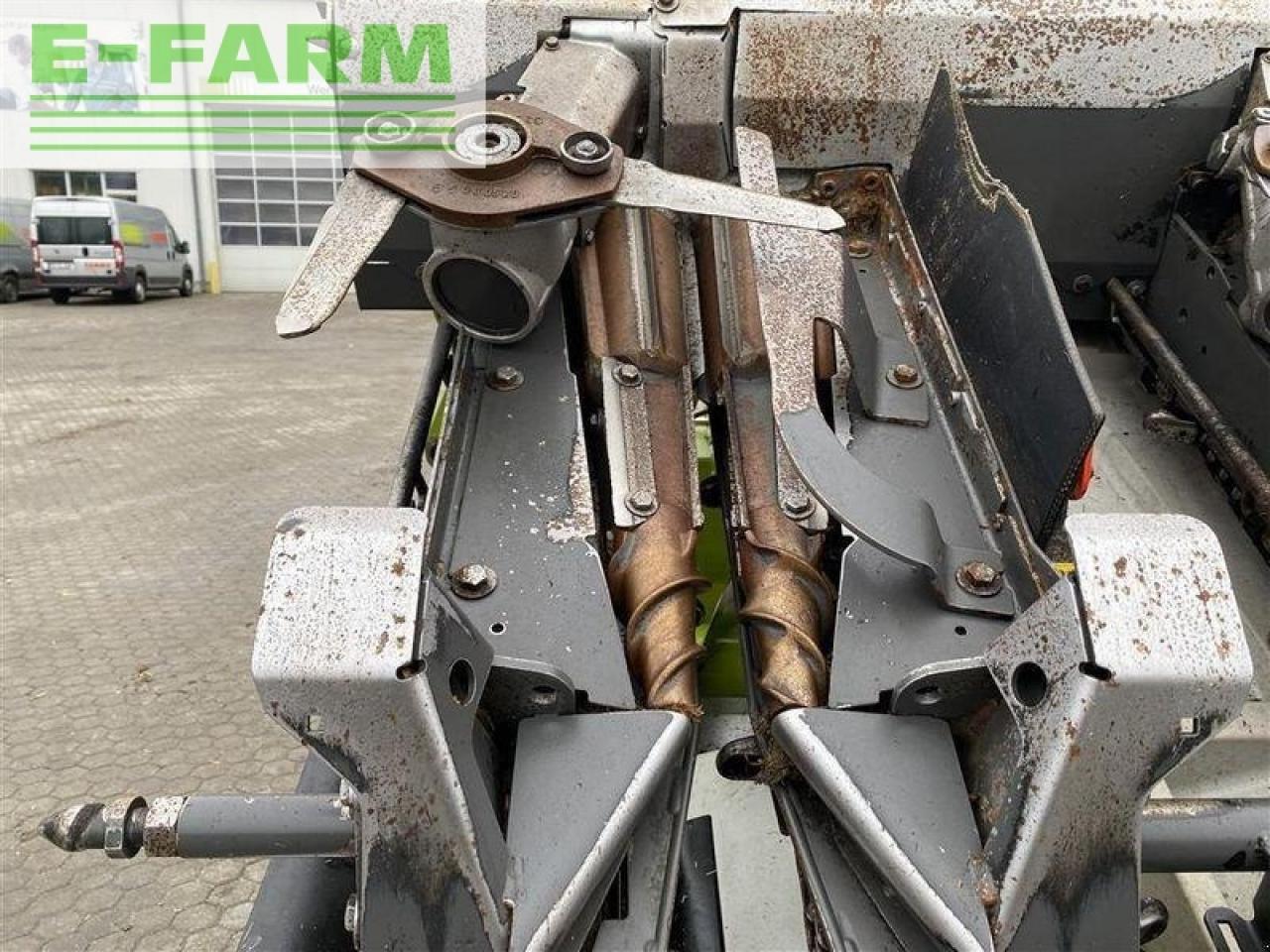 CLAAS corio 875 fc conspeed - Kukurūzų pjaunamoji: foto 4 CLAAS corio 875 fc conspeed - Kukurūzų pjaunamoji: foto 4