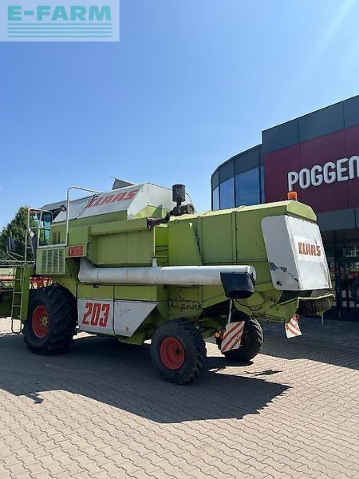 CLAAS dominator 88 - Derliaus nuėmimo kombainas: foto 4 CLAAS dominator 88 - Derliaus nuėmimo kombainas: foto 4