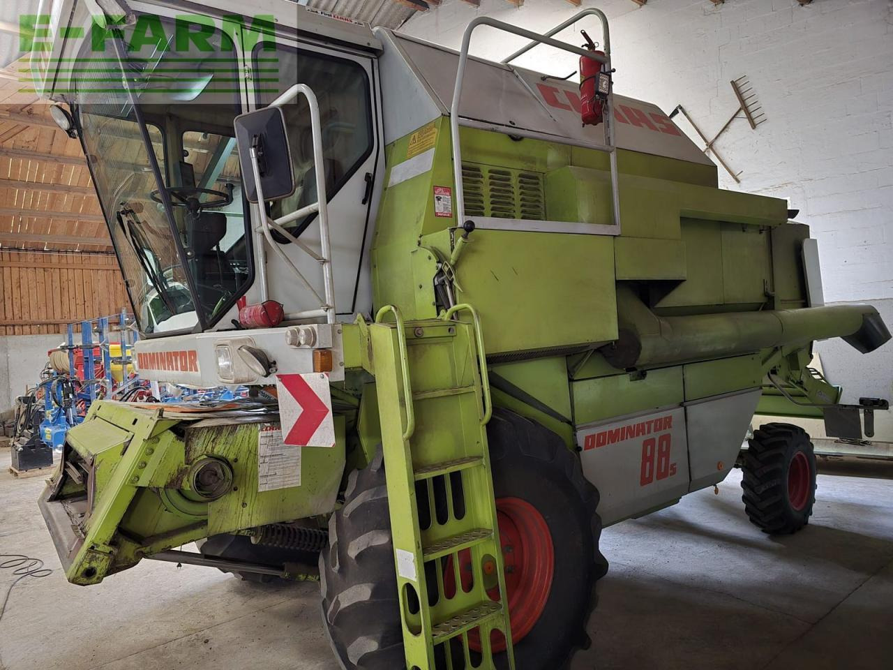 CLAAS dominator 88 - Derliaus nuėmimo kombainas: foto 4 CLAAS dominator 88 - Derliaus nuėmimo kombainas: foto 4