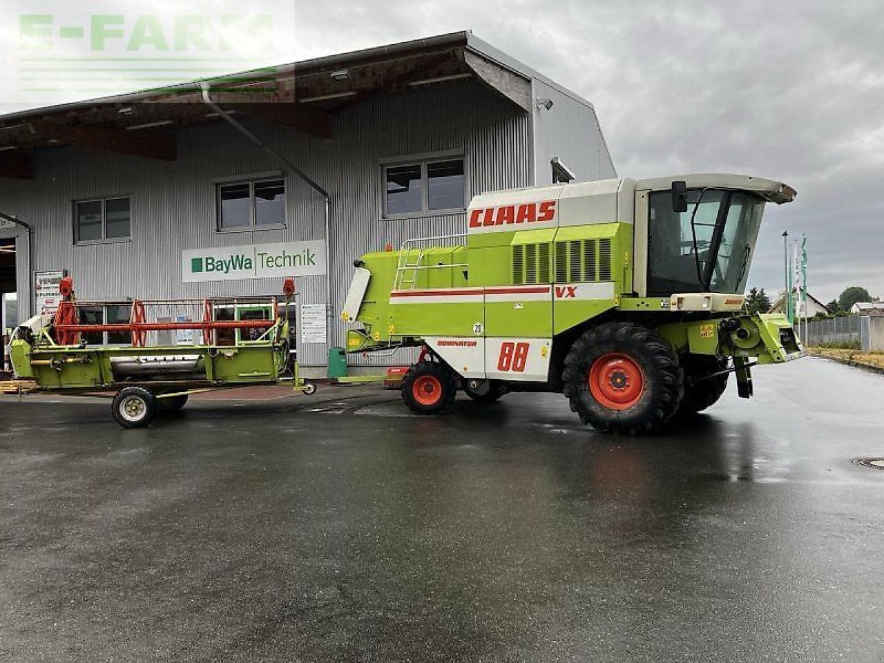 CLAAS dominator 88 vx - Derliaus nuėmimo kombainas: foto 2 CLAAS dominator 88 vx - Derliaus nuėmimo kombainas: foto 2