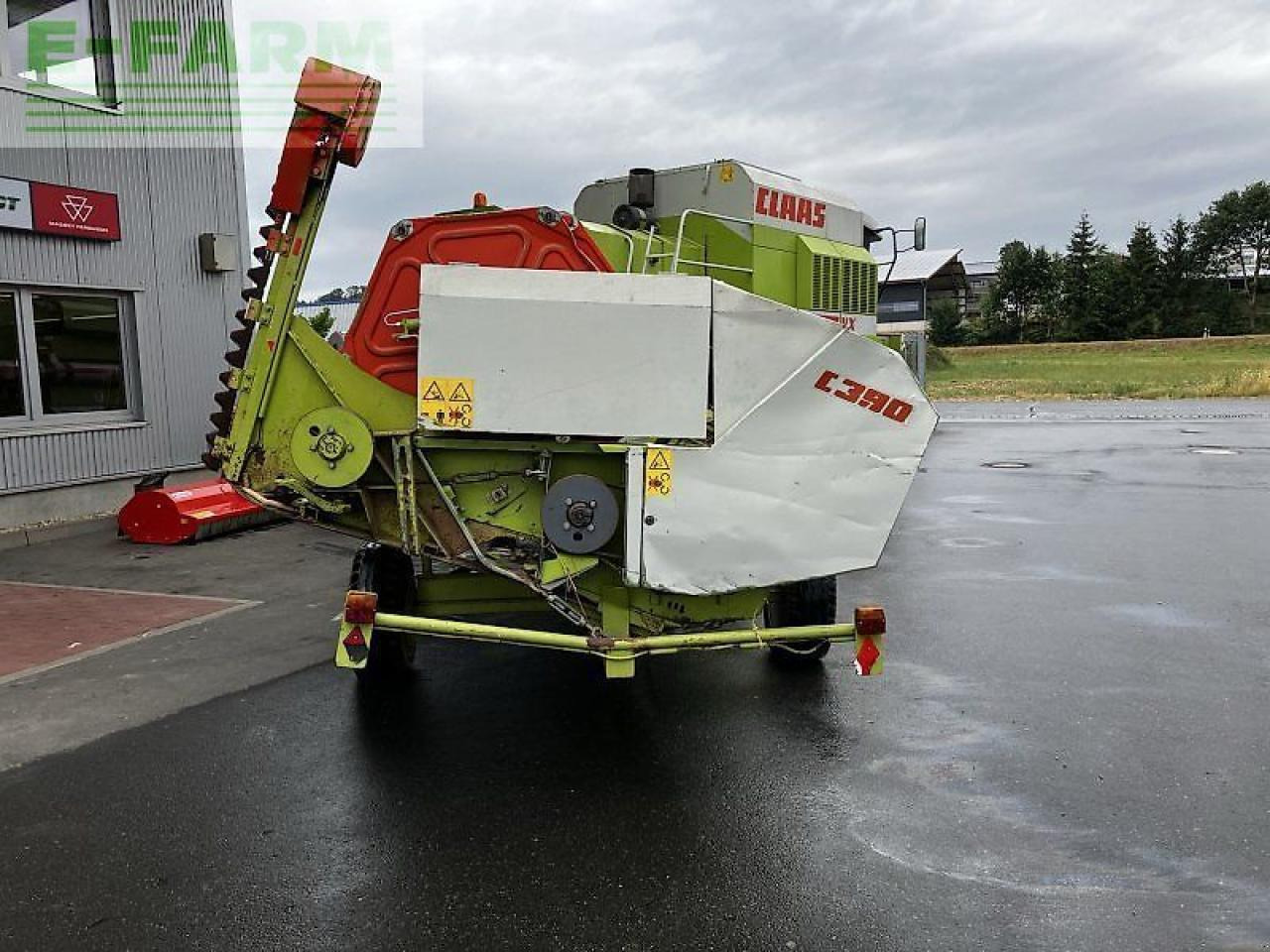 CLAAS dominator 88 vx - Derliaus nuėmimo kombainas: foto 4 CLAAS dominator 88 vx - Derliaus nuėmimo kombainas: foto 4