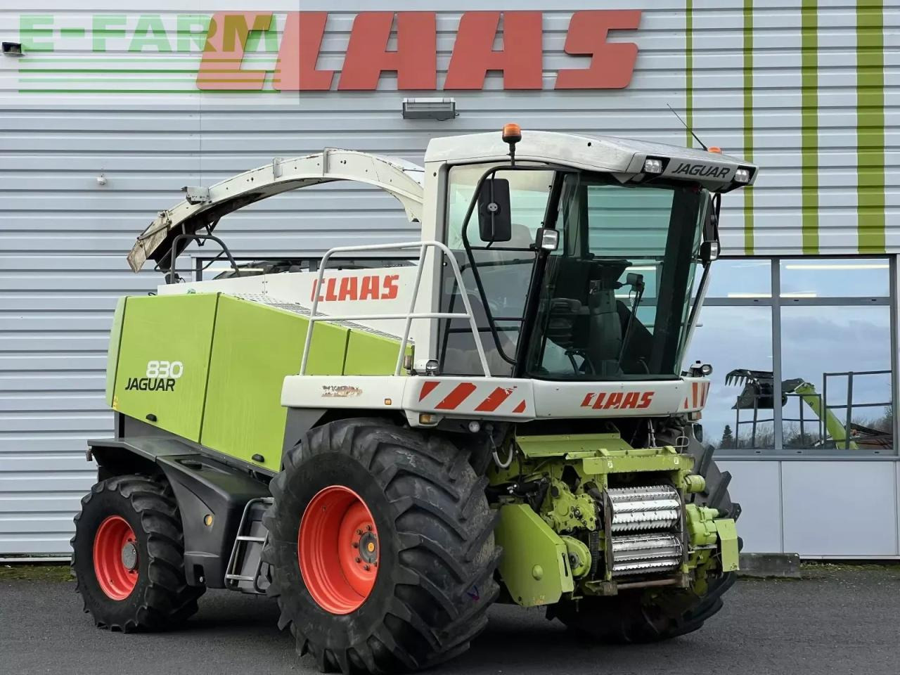 CLAAS jaguar 830 - Pašarų kombainas: foto 1 CLAAS jaguar 830 - Pašarų kombainas: foto 1