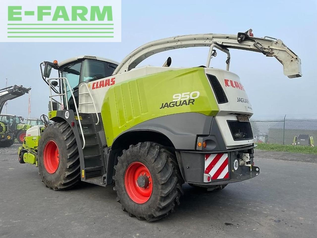 CLAAS jaguar 950 497 allrad mit pick-up - Pašarų kombainas: foto 1 CLAAS jaguar 950 497 allrad mit pick-up - Pašarų kombainas: foto 1