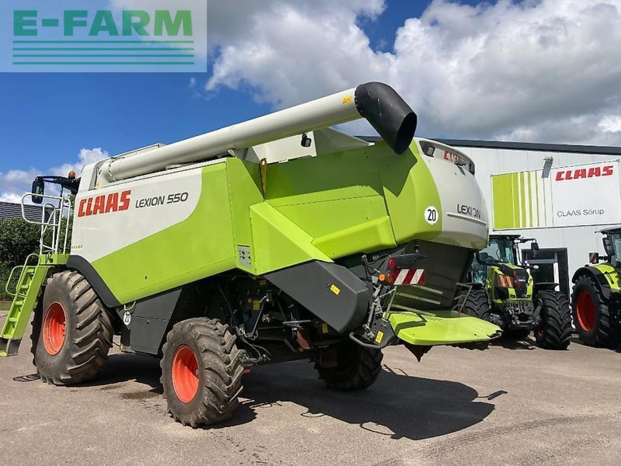 CLAAS lexion 550 - Derliaus nuėmimo kombainas: foto 2 CLAAS lexion 550 - Derliaus nuėmimo kombainas: foto 2