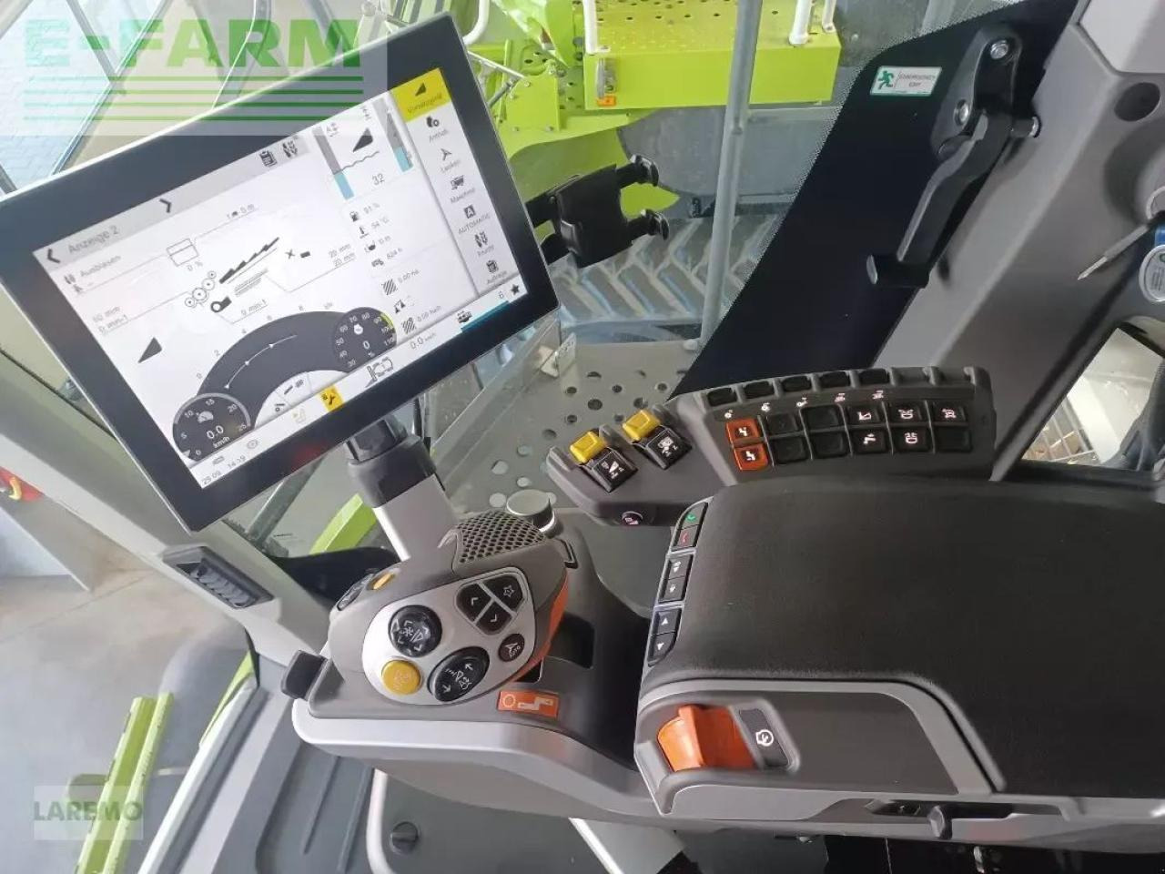 Derliaus nuėmimo kombainas CLAAS lexion 6900 tt terra trac + v 930: foto 16 Derliaus nuėmimo kombainas CLAAS lexion 6900 tt terra trac + v 930: foto 16