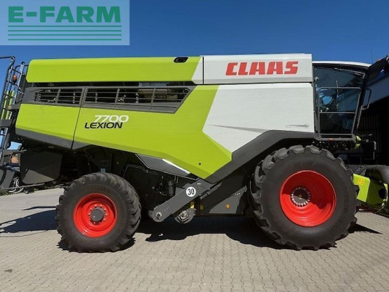 CLAAS lexion 7700 - Derliaus nuėmimo kombainas: foto 3 CLAAS lexion 7700 - Derliaus nuėmimo kombainas: foto 3