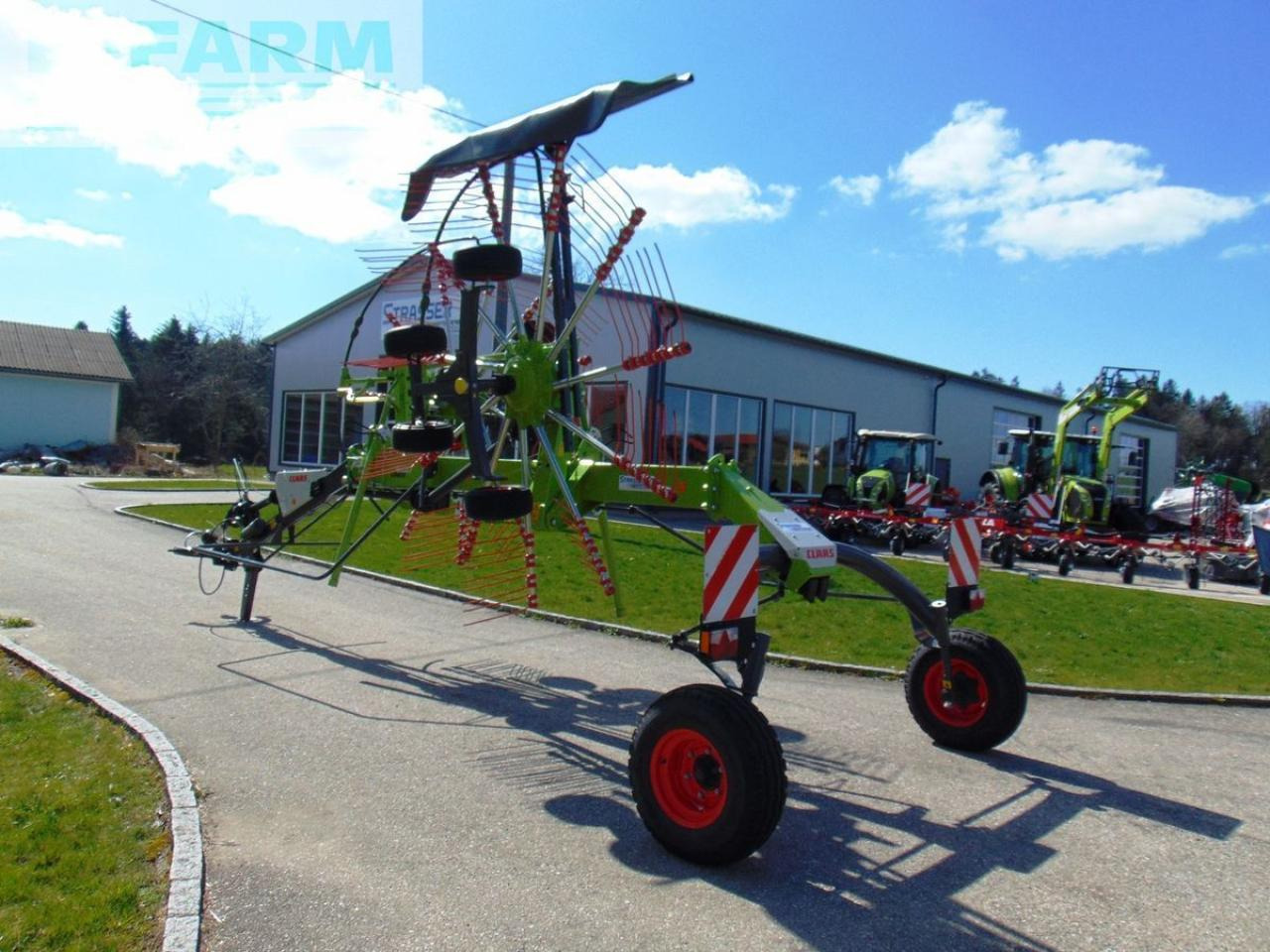 CLAAS liner 1600 - Šieno grėblys/ Vartytuvas: foto 4 CLAAS liner 1600 - Šieno grėblys/ Vartytuvas: foto 4