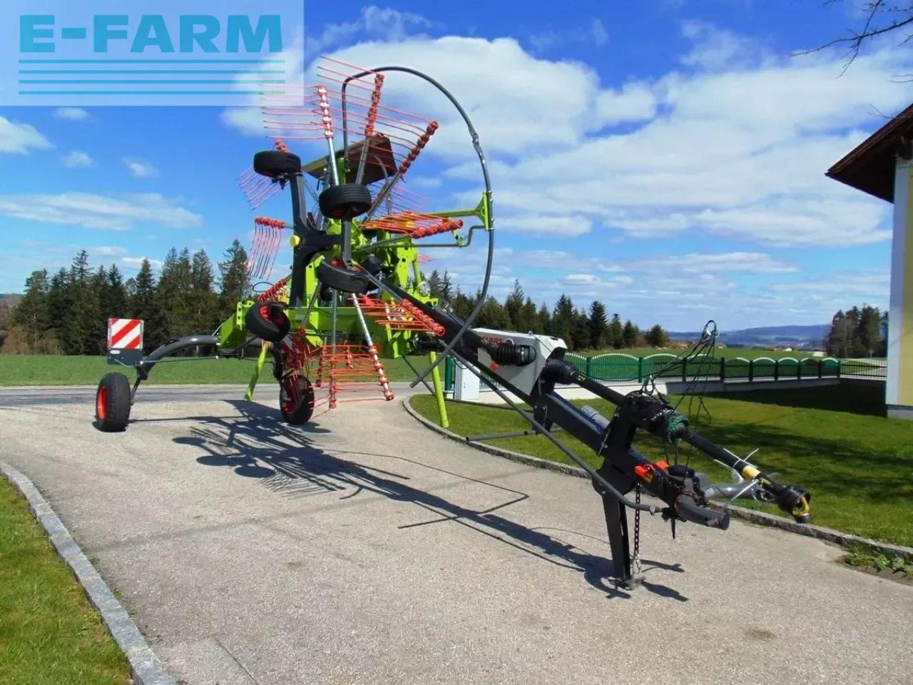 CLAAS liner 1600 - Šieno grėblys/ Vartytuvas: foto 2 CLAAS liner 1600 - Šieno grėblys/ Vartytuvas: foto 2