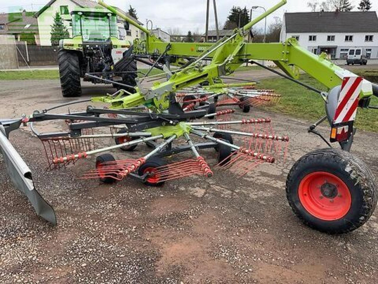 CLAAS liner 1800 - Šieno grėblys/ Vartytuvas: foto 4 CLAAS liner 1800 - Šieno grėblys/ Vartytuvas: foto 4