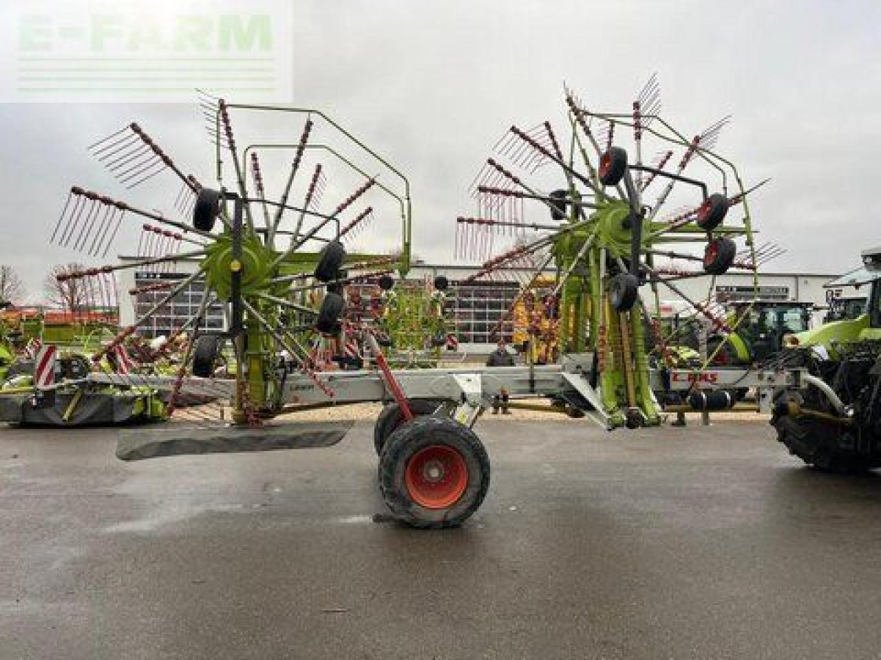 CLAAS liner 3600 preis reduziert !!! - Šieno grėblys/ Vartytuvas: foto 2 CLAAS liner 3600 preis reduziert !!! - Šieno grėblys/ Vartytuvas: foto 2