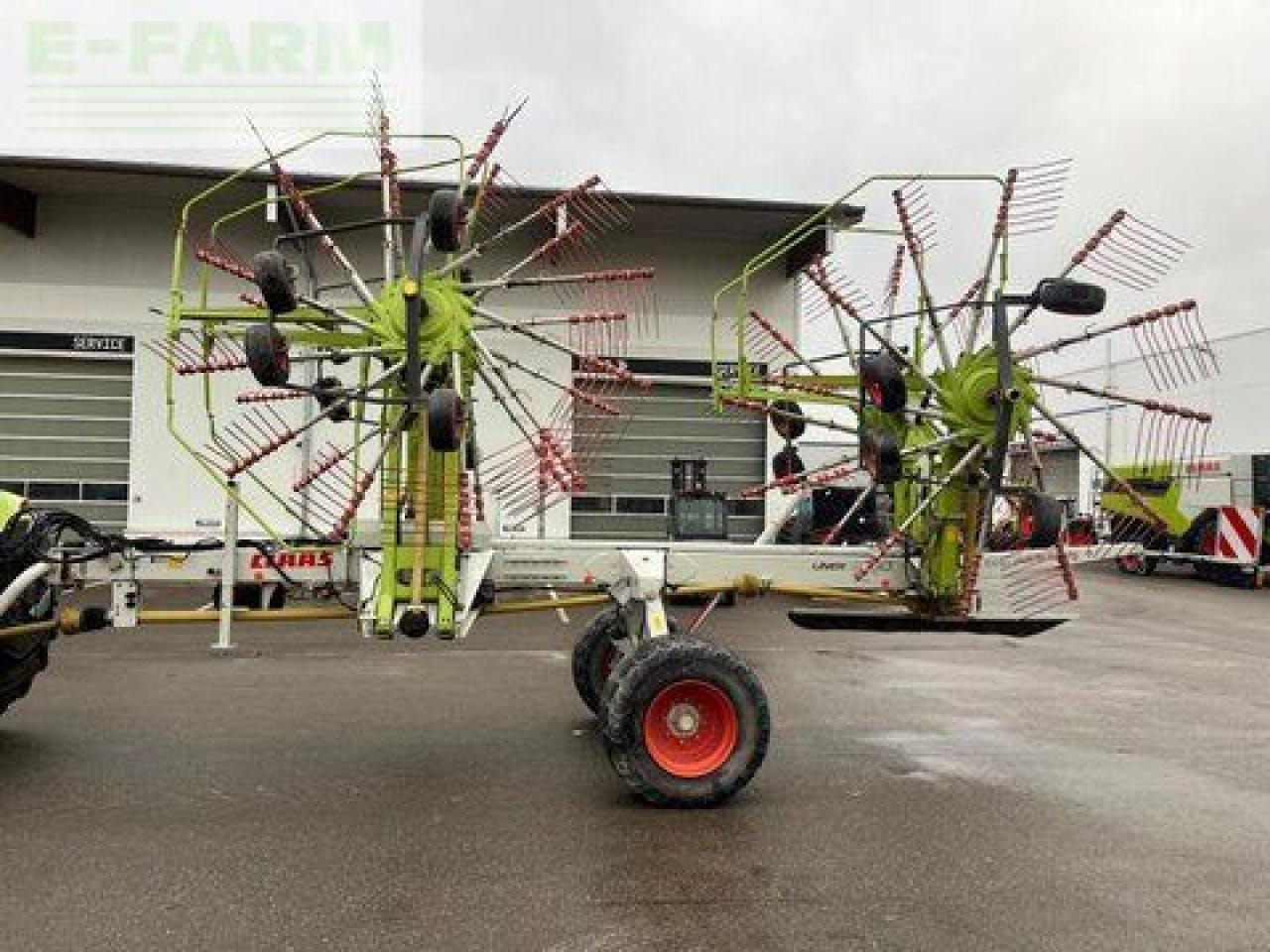 CLAAS liner 3600 preis reduziert !!! - Šieno grėblys/ Vartytuvas: foto 1 CLAAS liner 3600 preis reduziert !!! - Šieno grėblys/ Vartytuvas: foto 1