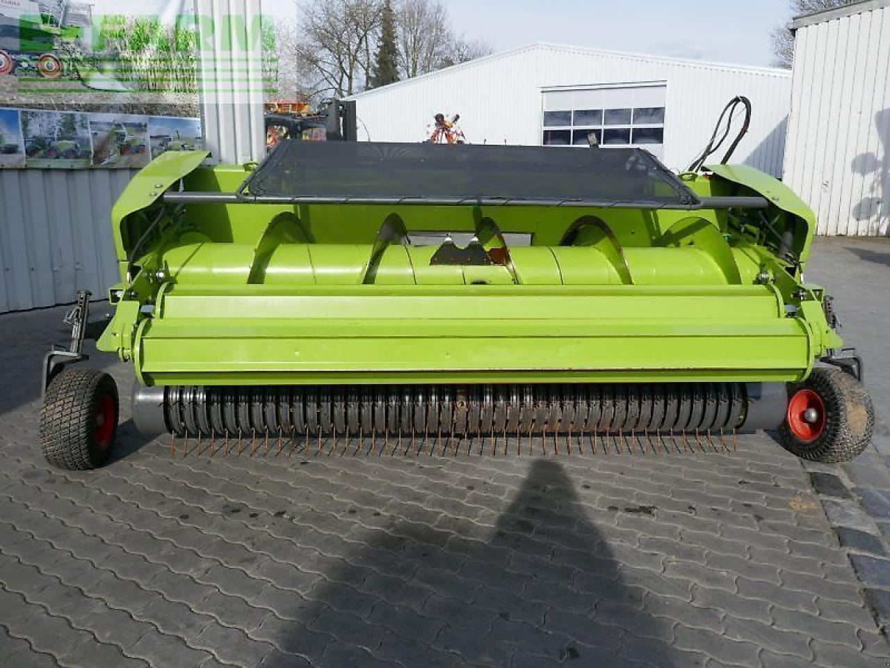 CLAAS pick up 300 profi i36 - Įranga už pašarų kombainai: foto 2 CLAAS pick up 300 profi i36 - Įranga už pašarų kombainai: foto 2