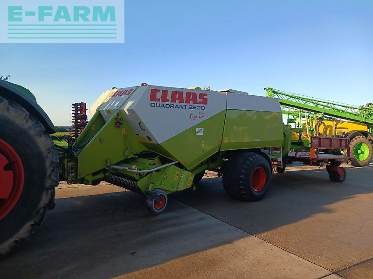 CLAAS quadrant 2200 - Stačiakampių ryšulių presas: foto 1 CLAAS quadrant 2200 - Stačiakampių ryšulių presas: foto 1