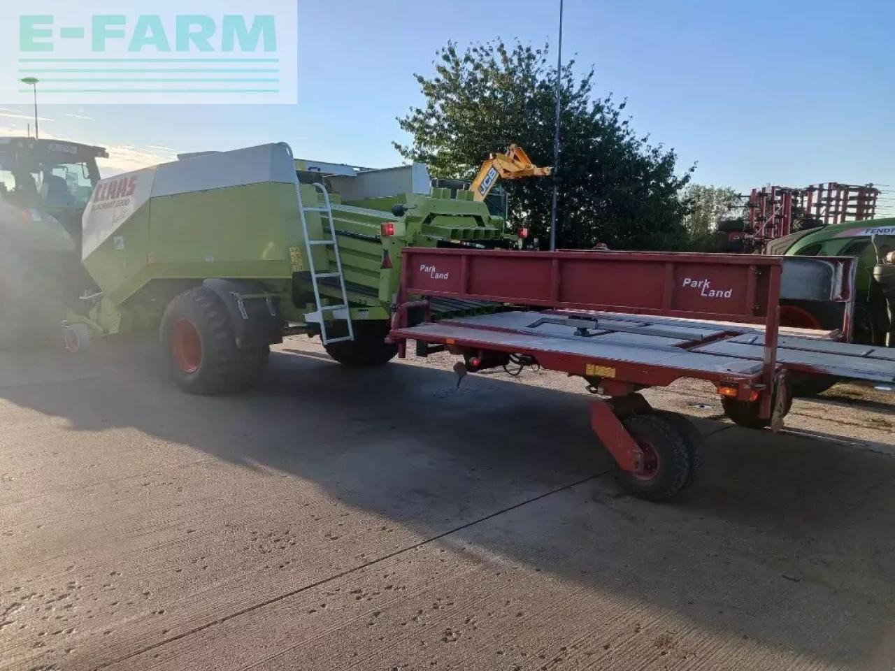 CLAAS quadrant 2200 - Stačiakampių ryšulių presas: foto 3 CLAAS quadrant 2200 - Stačiakampių ryšulių presas: foto 3