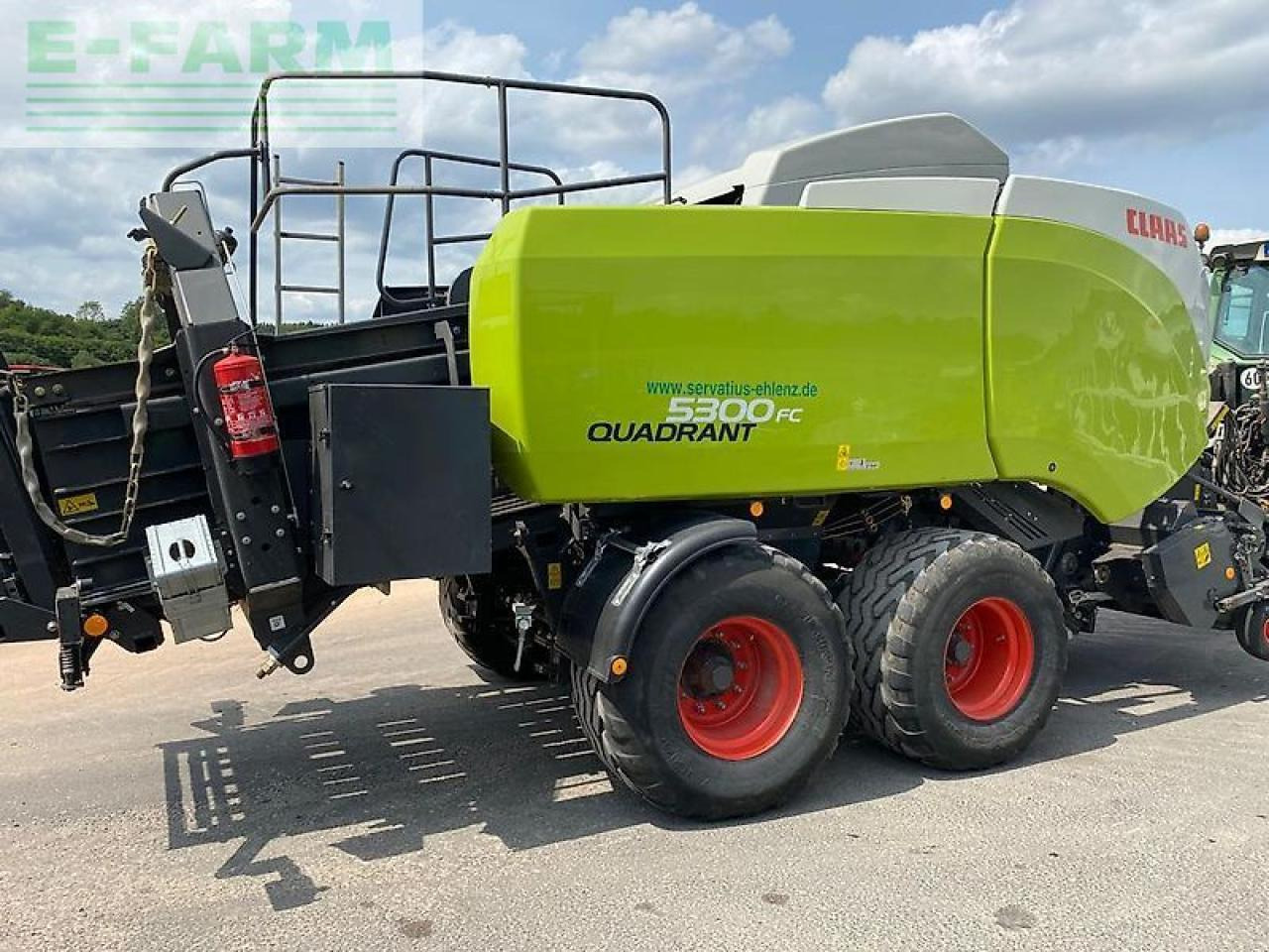 CLAAS quadrant 5300 fc tandem sofort einsatzbereit - Stačiakampių ryšulių presas: foto 1 CLAAS quadrant 5300 fc tandem sofort einsatzbereit - Stačiakampių ryšulių presas: foto 1