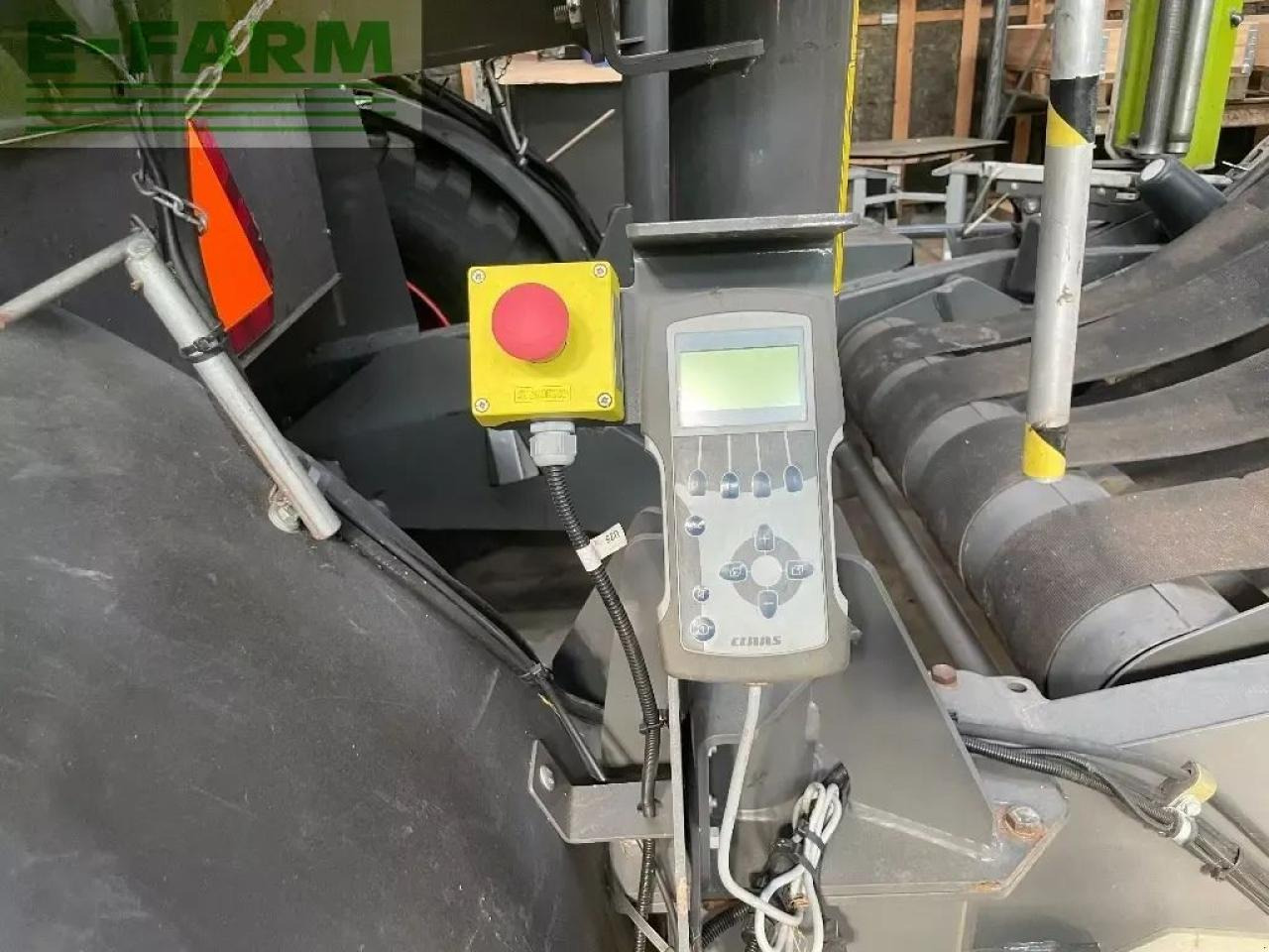 CLAAS rollant 455 rc uniwrap - Stačiakampių ryšulių presas: foto 5 CLAAS rollant 455 rc uniwrap - Stačiakampių ryšulių presas: foto 5