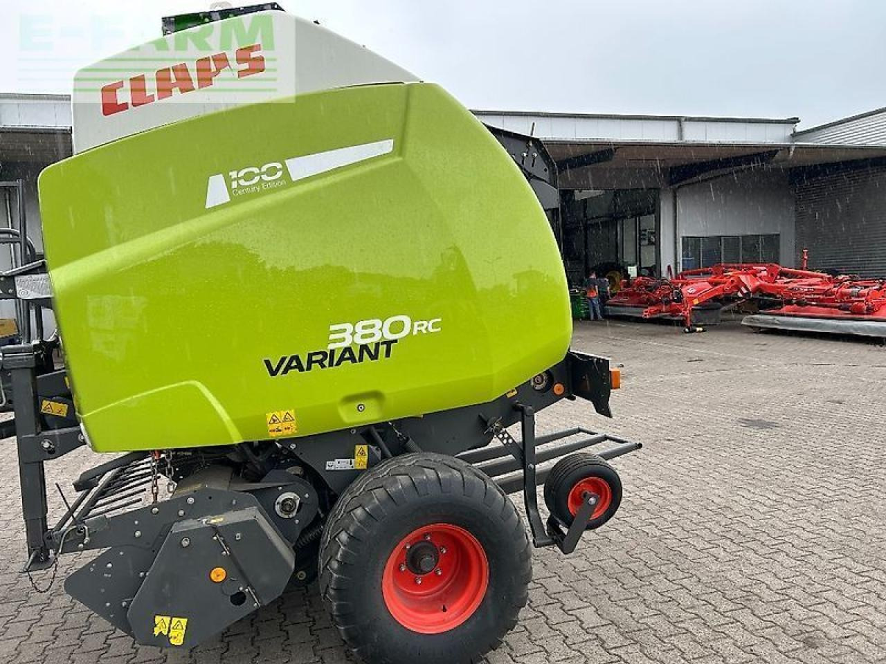 CLAAS variant 380 rc - Stačiakampių ryšulių presas: foto 1 CLAAS variant 380 rc - Stačiakampių ryšulių presas: foto 1