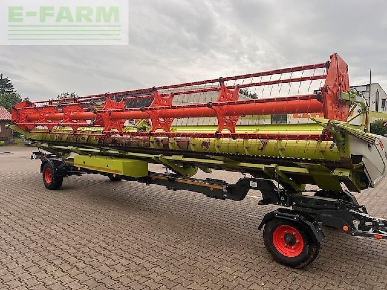 CLAAS vario 1080 - Įranga už pašarų kombainai: foto 1 CLAAS vario 1080 - Įranga už pašarų kombainai: foto 1