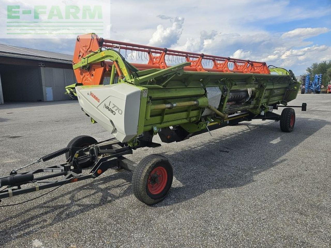 CLAAS vario 770 + rapstrenner + transportwagen - Grūdų pjaunamoji: foto 1 CLAAS vario 770 + rapstrenner + transportwagen - Grūdų pjaunamoji: foto 1