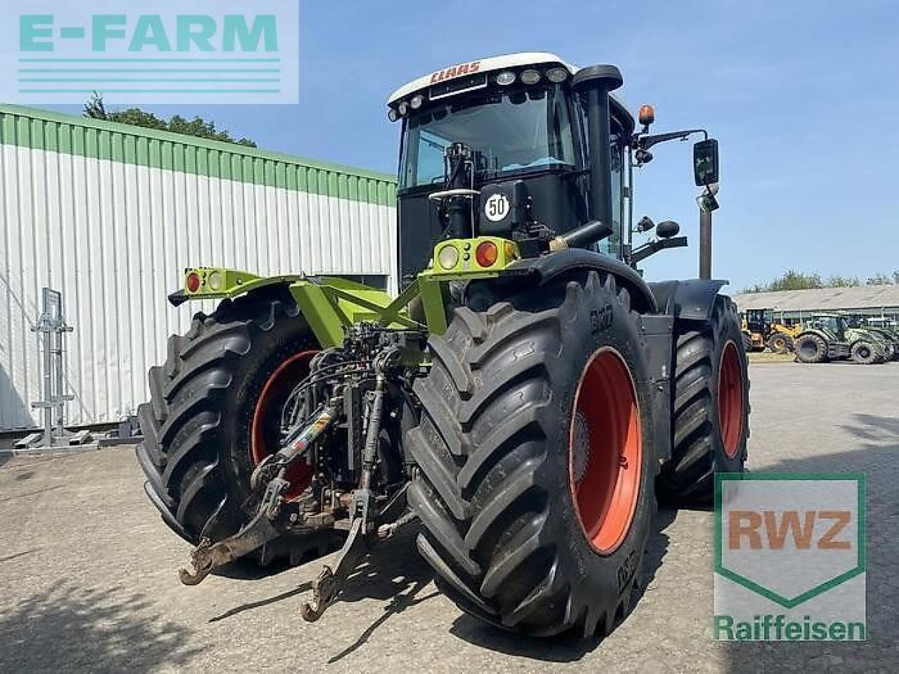 CLAAS xerion 3300 trac vc TRAC VC - Traktorius: foto 2 CLAAS xerion 3300 trac vc TRAC VC - Traktorius: foto 2