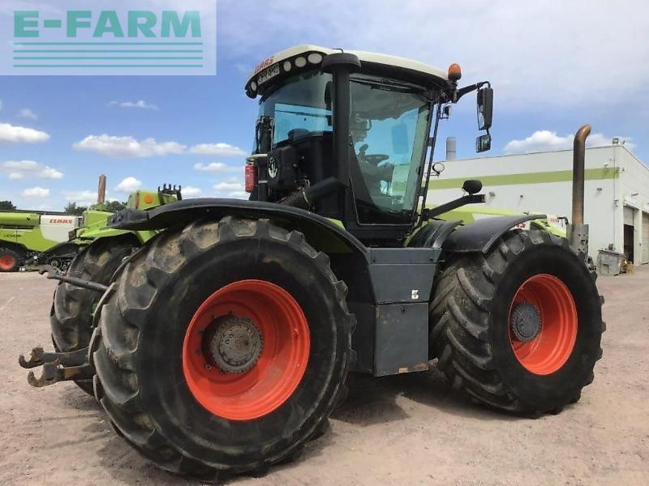 CLAAS xerion 3800 trac vc TRAC VC - Traktorius: foto 3 CLAAS xerion 3800 trac vc TRAC VC - Traktorius: foto 3