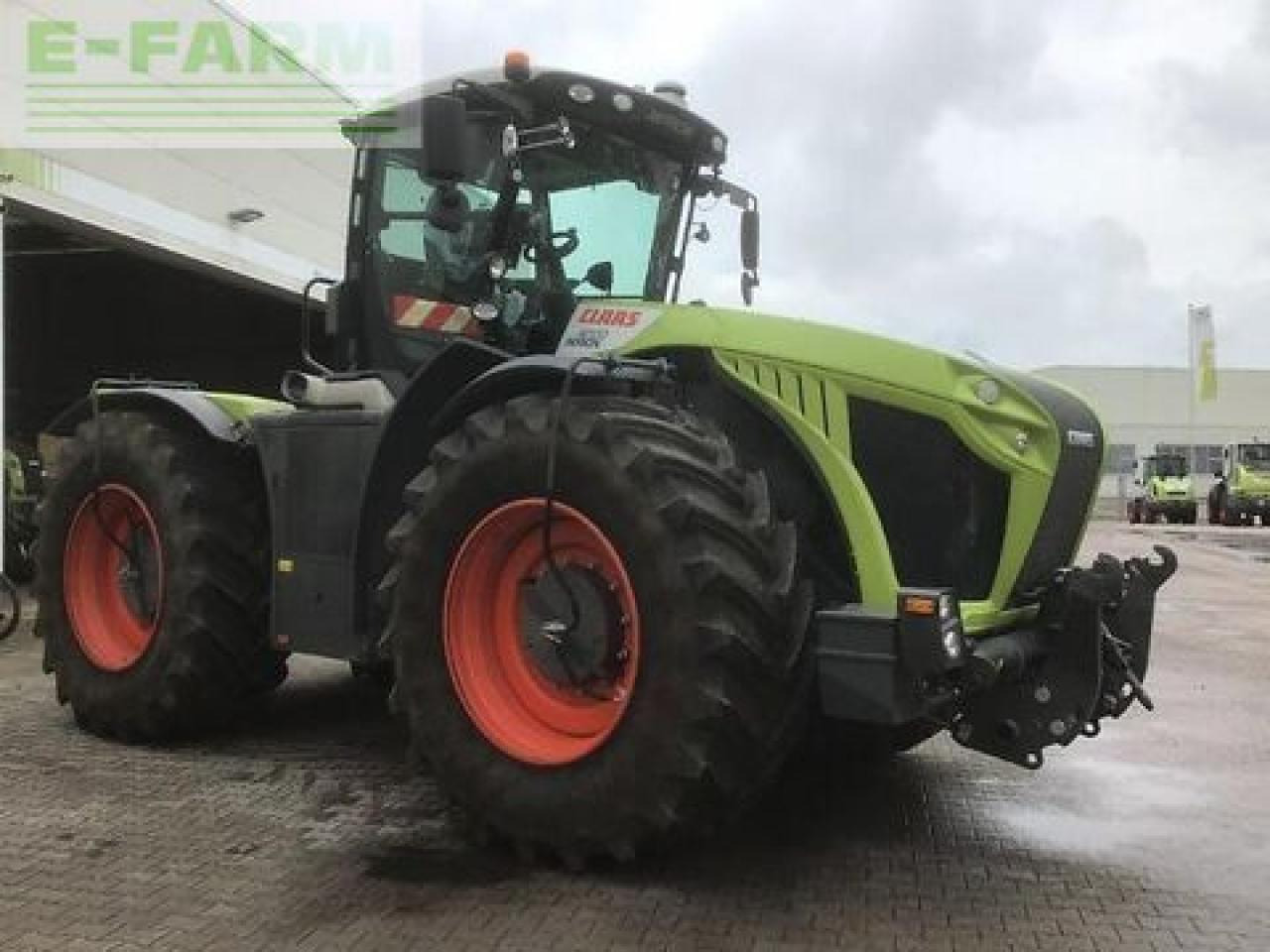 CLAAS xerion 4200 trac vc TRAC VC - Traktorius: foto 2 CLAAS xerion 4200 trac vc TRAC VC - Traktorius: foto 2