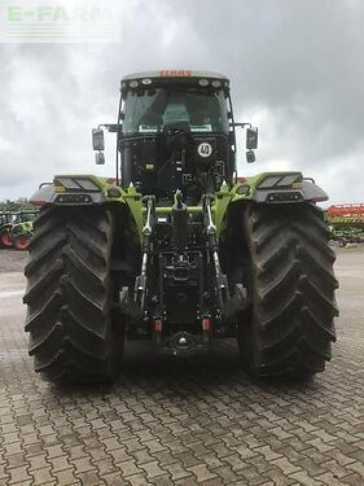 CLAAS xerion 4200 trac vc TRAC VC - Traktorius: foto 5 CLAAS xerion 4200 trac vc TRAC VC - Traktorius: foto 5