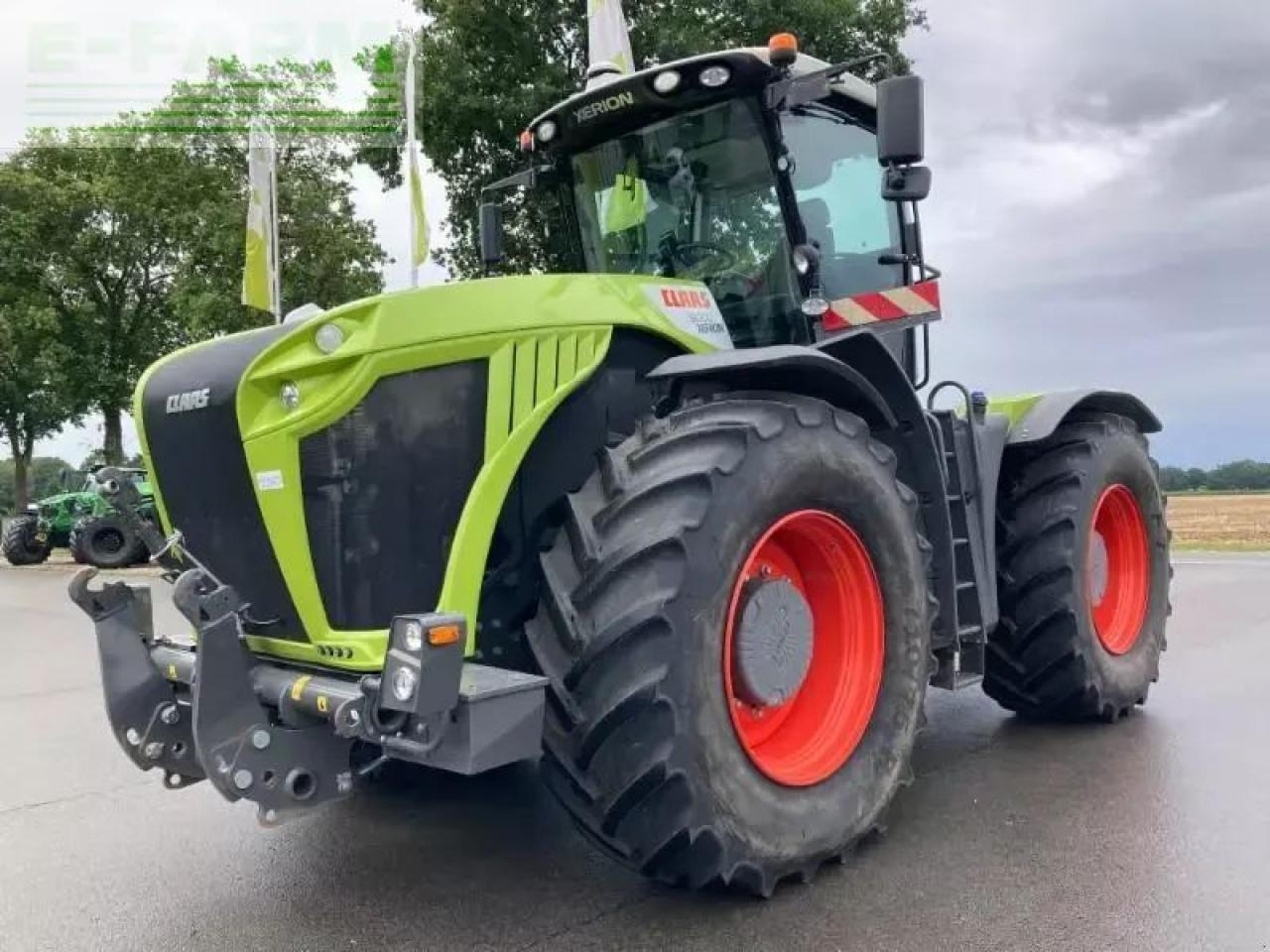CLAAS xerion 5000 trac vc TRAC VC - Traktorius: foto 1 CLAAS xerion 5000 trac vc TRAC VC - Traktorius: foto 1
