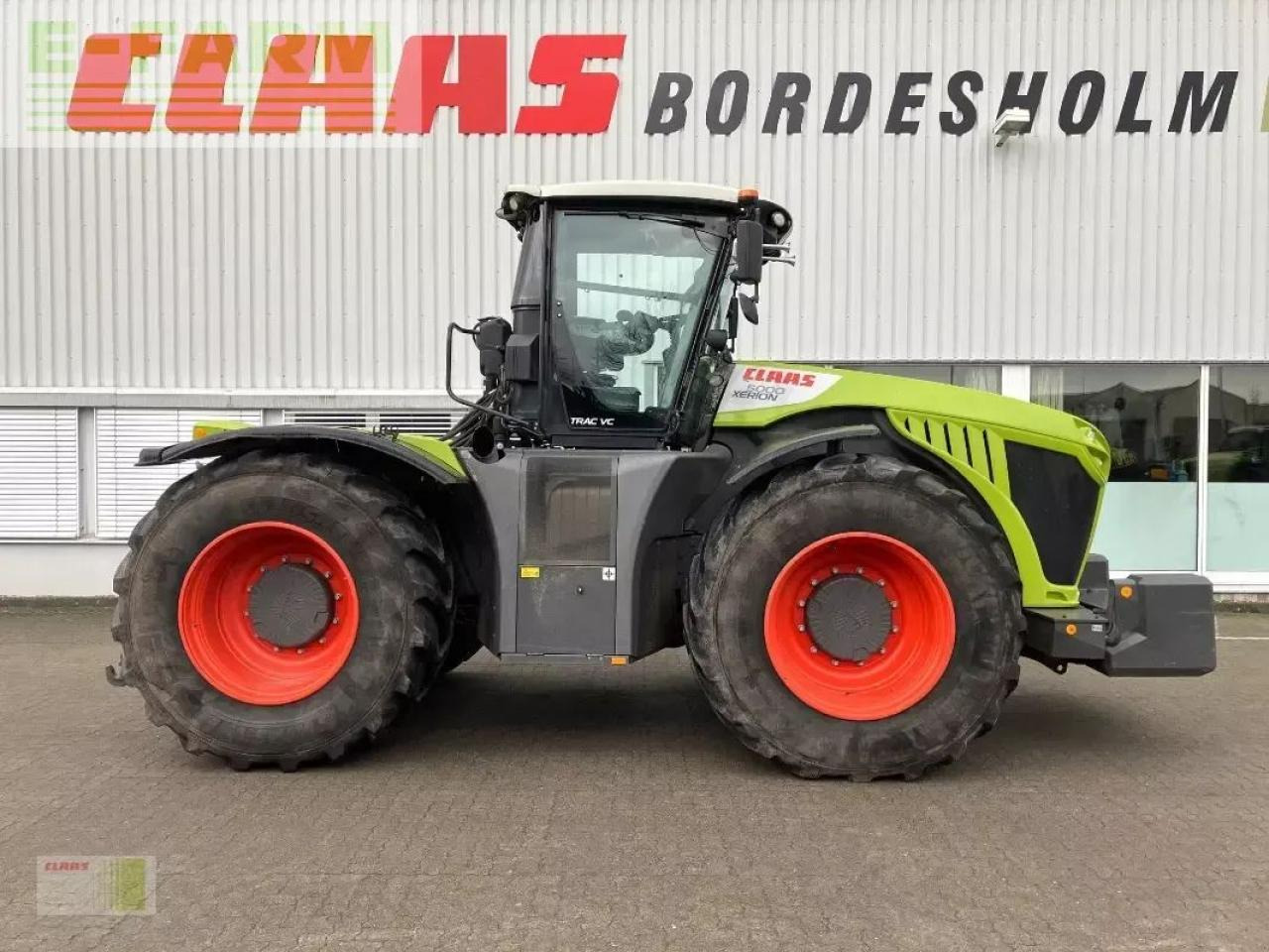 CLAAS xerion 5000 trac vc TRAC VC - Traktorius: foto 3 CLAAS xerion 5000 trac vc TRAC VC - Traktorius: foto 3