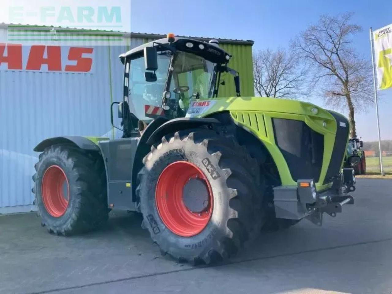 CLAAS xerion 5000 trac vc TRAC VC - Traktorius: foto 3 CLAAS xerion 5000 trac vc TRAC VC - Traktorius: foto 3