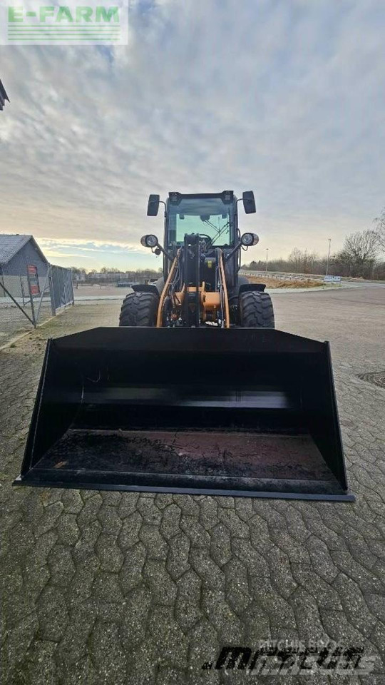 Case-IH 321 f - Mini ekskavatorius: foto 5 Case-IH 321 f - Mini ekskavatorius: foto 5